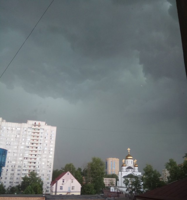 Готовьте ковчег: на Москву обрушится ливень как из Ветхого Завета