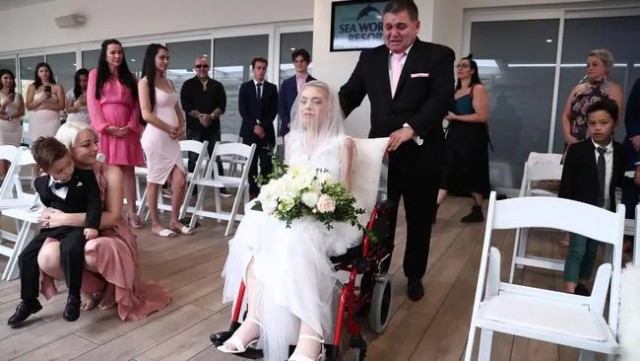 Девушка узнала о скорой смерти и вышла замуж за возлюбленного