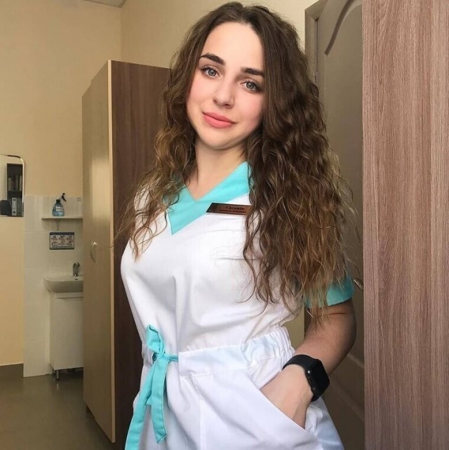 Девушки в униформе