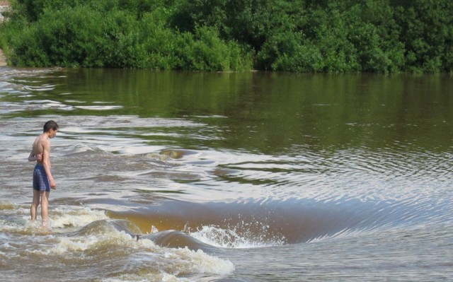 Вдруг внезапно... водоворот!