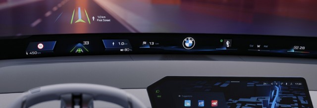Водители всё чаще разочаровываются в огромных сенсорных экранах в автомобилях