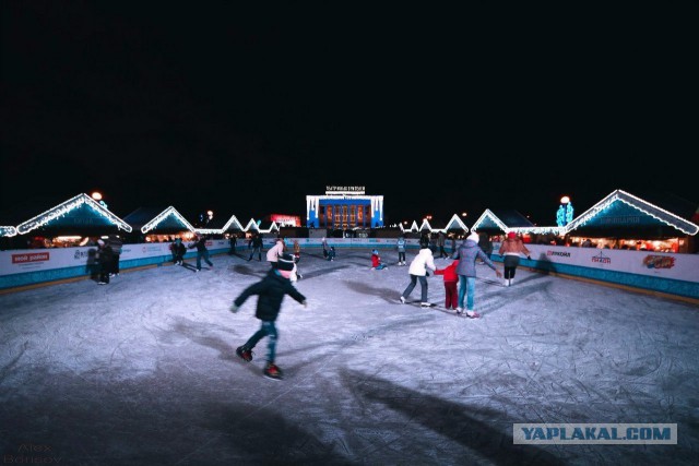 Новогодние огни Питера 2016