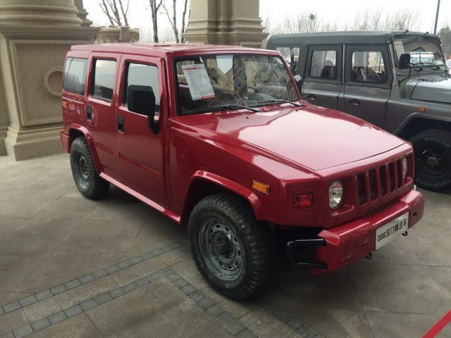 Китайцы разработали брутальный внедорожник