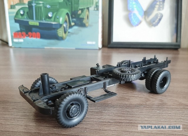 МАЗ-200 в масштабе 1:43