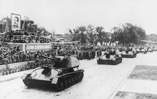 Парад Победы над Японией в Харбине, 1945 год