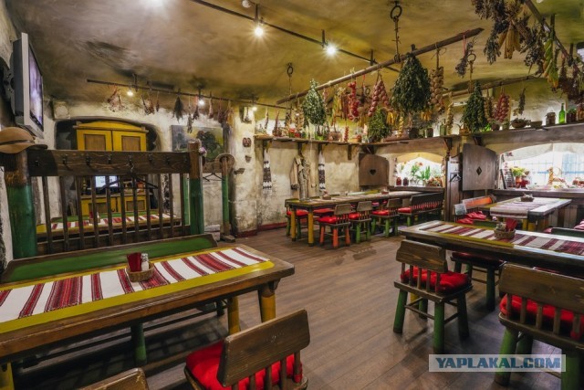 Юрист потребовал закрыть ресторан украинской кухни в центре Челябинска