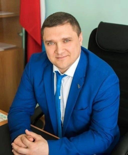 Директор школы №1 в станице Ольгинской выступил в защиту цыгана, который нокаутировал девочку Мирославу