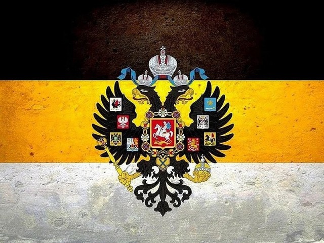 Сколько нас здесь?