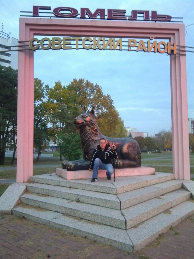 Советские стелы городов
