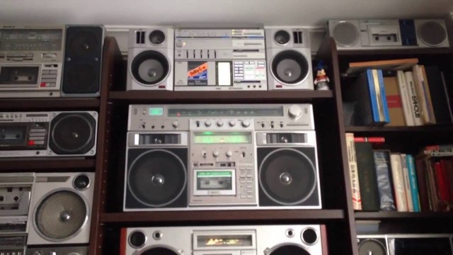 Неоновое DISCO.  Те самые Магнитолы на плече 80-х