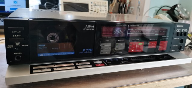 Почему SONY выкупила и похоронила фирму Aiwa