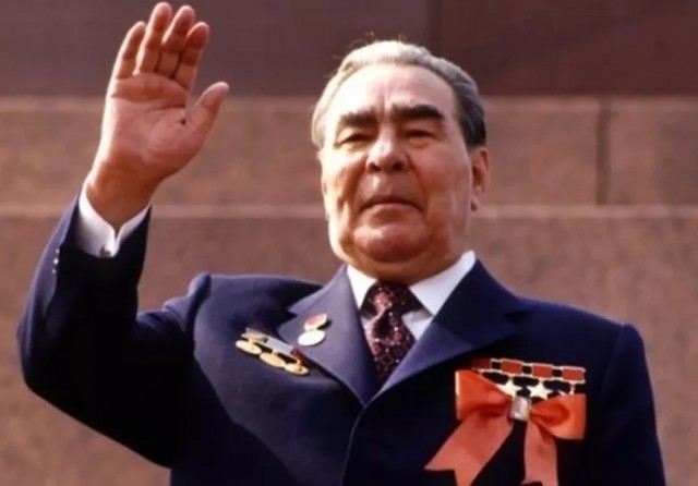 Штраф в размере один миллион рублей может появиться в России за два иностранных праздника – Дню всех влюблённых и Хэллоуин