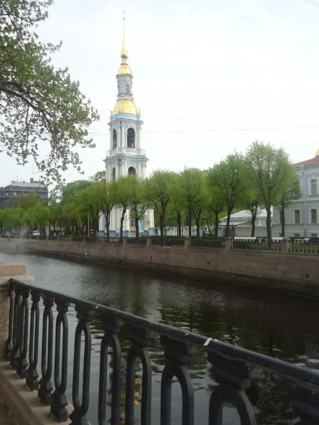 По рекам и каналам Петербурга