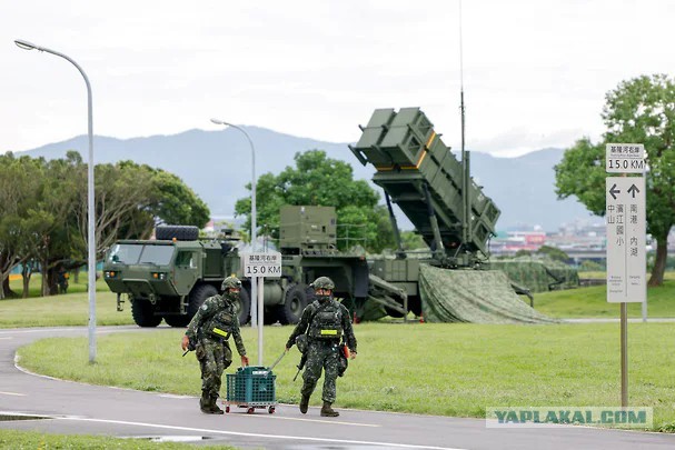 Тайваню прилетит из США