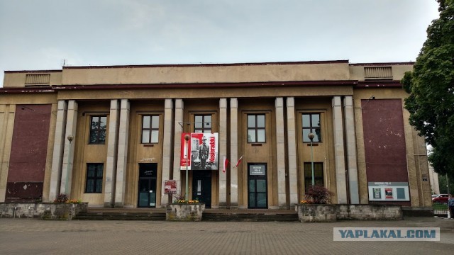 Архитектура соцреализма в Польше