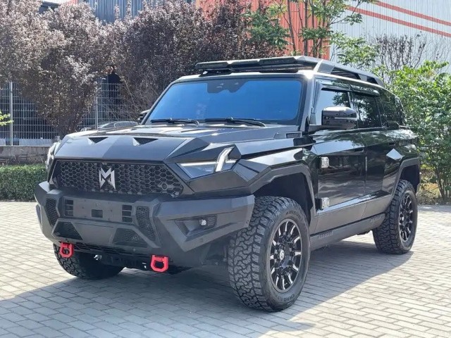 В России продают 22- летний дизельный внедорожник Toyota Land Cruiser с пробегом 30 км. Цена авто - "всего" за 21 млн рублей