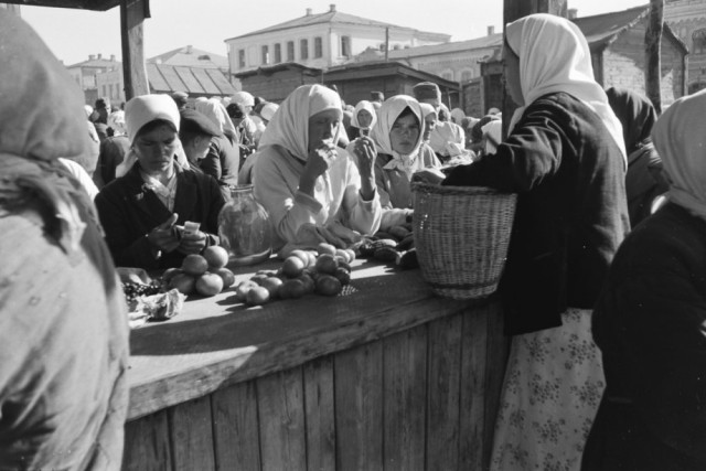 Иранская девушка сняла хиджаб