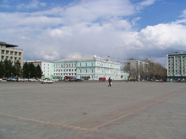 По городам РФ. Сам. И да,  С Новым всех!