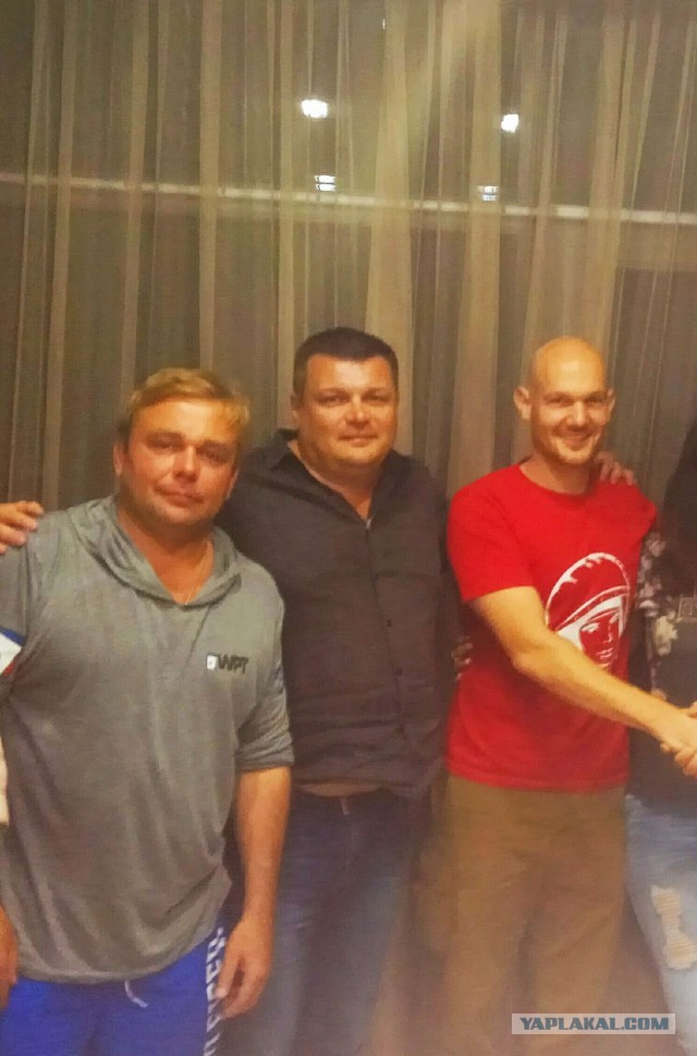 ЯП, а у кого из вас есть фото со знаменитостью?