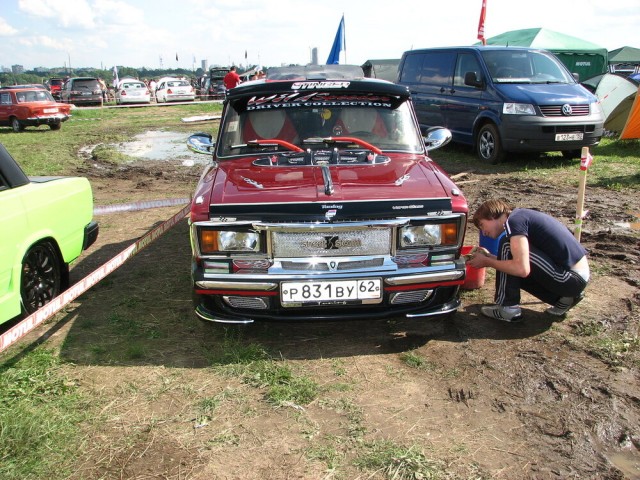 10 фото необычного тюнинга русских авто