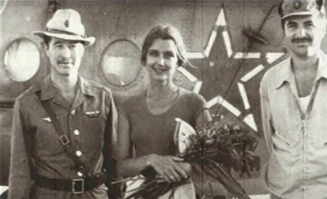 Фотографии связанных с историей Красной и Советской Армии.