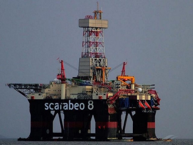 Нефтяная платформа на ножке