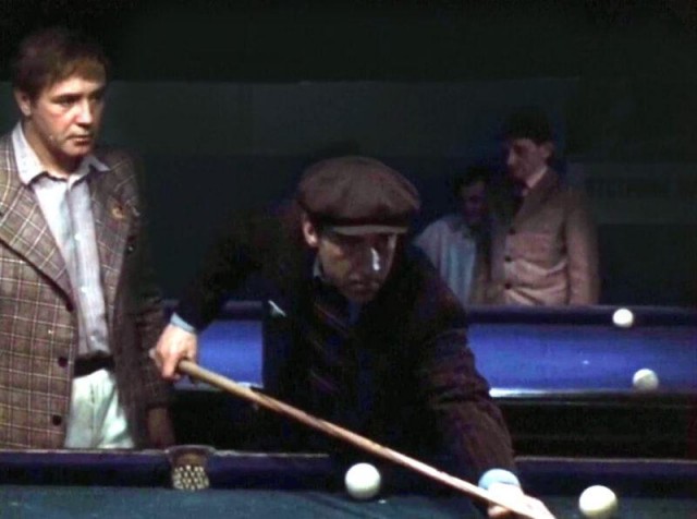 Помог  на эвакуатор загрузить машину