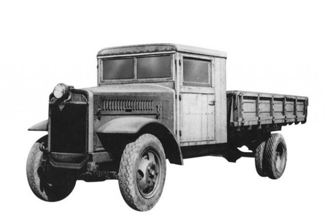 Игра на ЯПе: Угадай АВТО-7