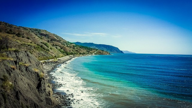 Немного солнца и тепла. Крымские виды.