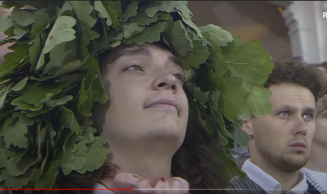 "Вставай, солнышко!"