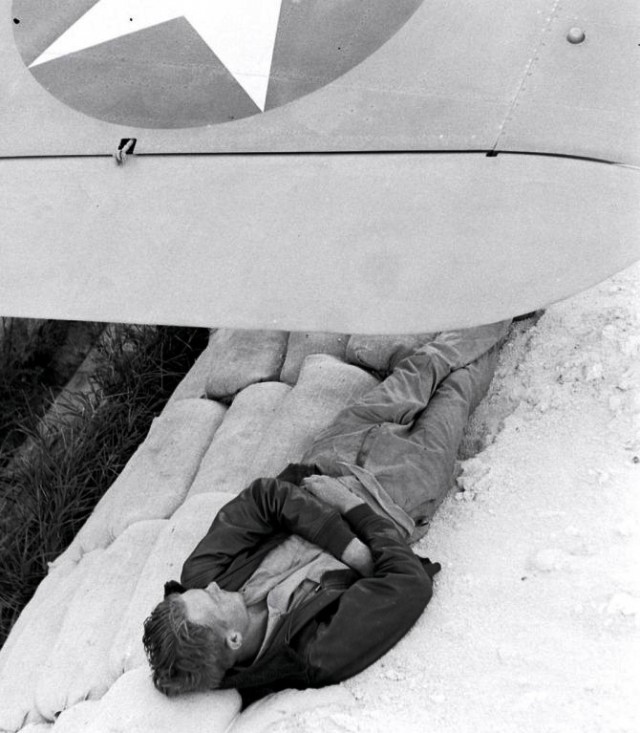 Летчиков ВВС США учат правильно засыпать и спать