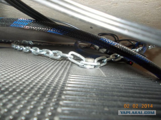 Рукожопство. Бюджетный кронштейн для телека.