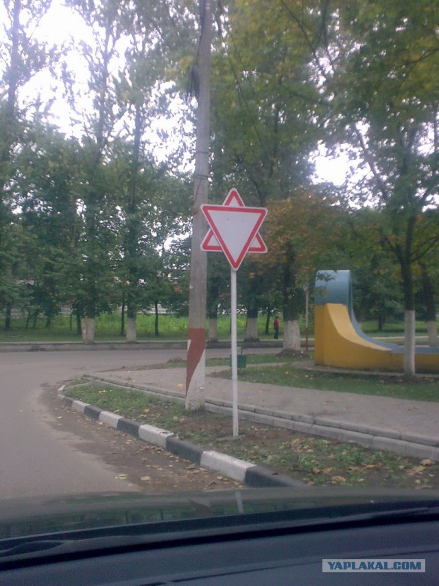 Немного картинок и гифок для пятничного настроения.