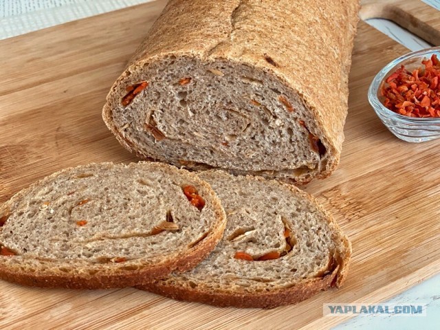 Хлеб-рулет из холода (не холодец!:))