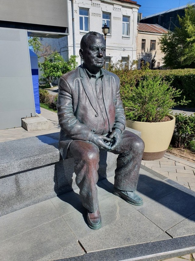 Но все-таки она наша... наша Куйбышев