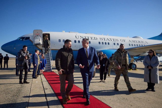 Президент Украины Владимир Зеленский прилетел в США