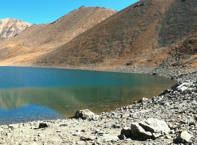 Озеро горных духов на Алтае: водоем, который вызывал непонятную хворь