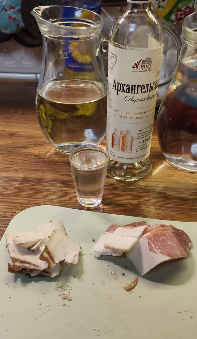 Жахнем?