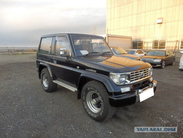 Компания Toyota возобновила продажи внедорожника