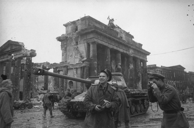 Была ли альтернатива штурму Берлина?