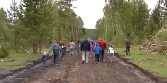 Многодетные семьи заплатят штраф за помощь от государства