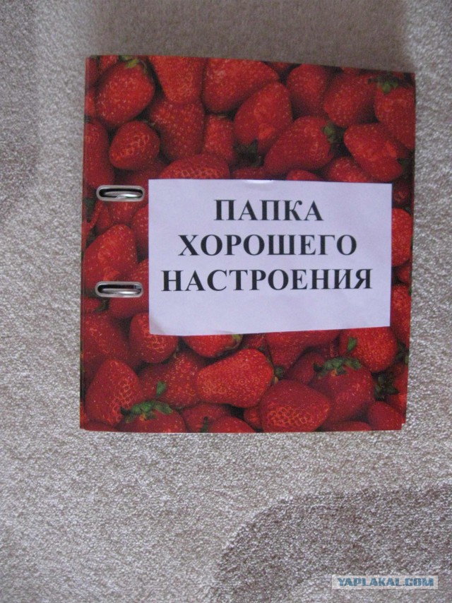С международным вас женским днём.....