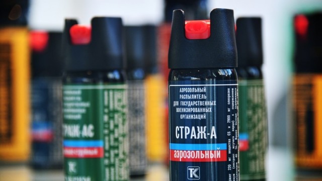 Руководитель движения «За безопасность» Дмитрий Курдесов предложил ограничить продажу газовых баллончиков физическим лицам
