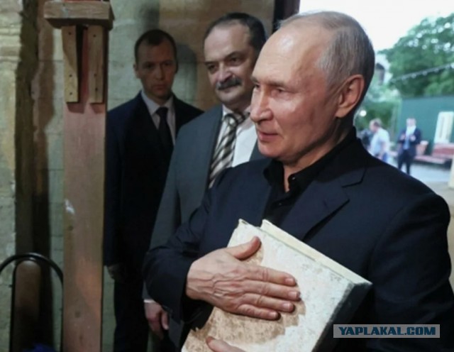 Российские тюрьмы становятся рассадниками экстремизма. Почему охрана колоний не справляется?