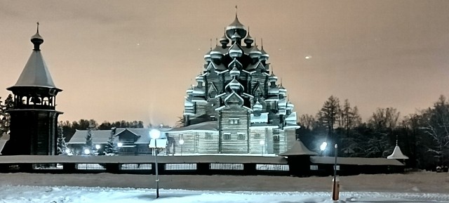 Храм с 25 куполами под Петербургом!