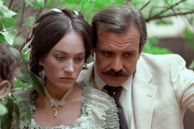 Что осталось за кадром «Жестокого романса»: почему Андрей Мягков чуть не погиб, а фильм получил разгромные рецензии
