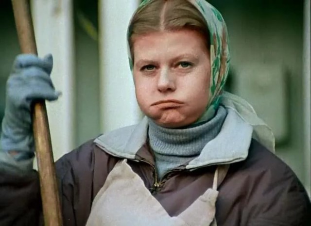 Африканская модель со странной жо... фигурой