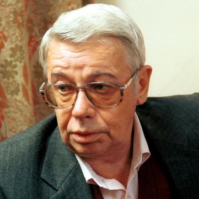 Почему Конан Дойл ненавидел Шерлока Холмса