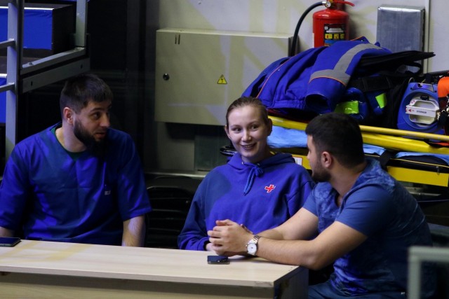 Мигрантов пора уволить из поликлиник и больниц