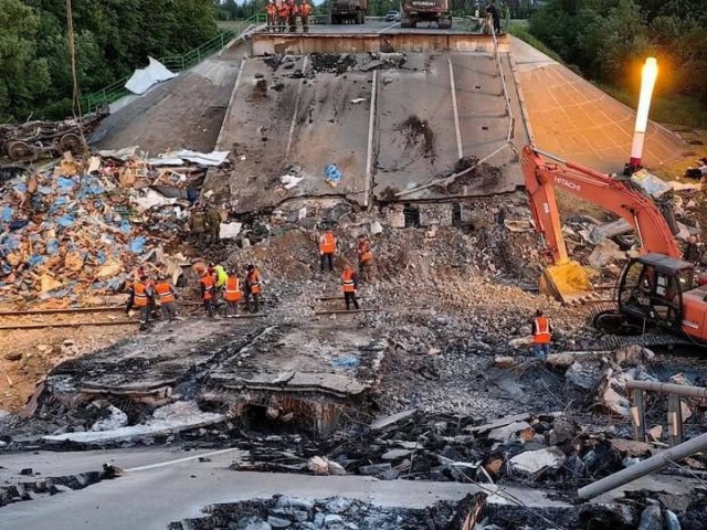 Теракт в Брянской области украинские диверсанты совершили с использованием американской взрывчатки С-4 — «Коммерсантъ»